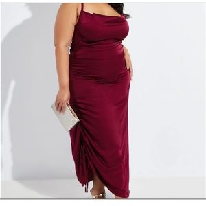 Elegant Satin Slip cowl neck dress. Wine color. Size 14/16